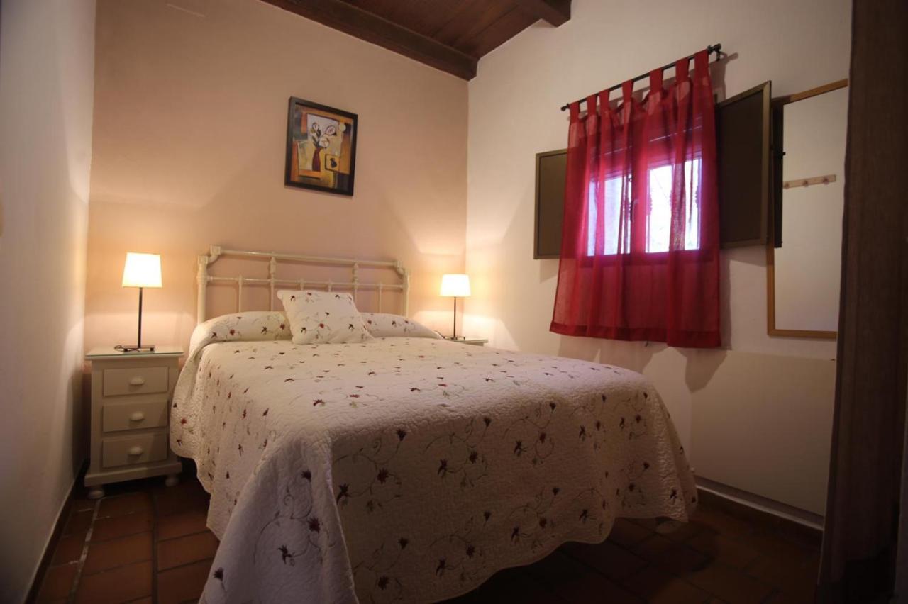Las Casitas Apartamento Higuera De La Sierra  Exterior foto